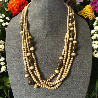 Vintage Vintage long multi strand shell bead neck… - image 1
