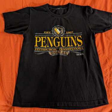 Vintage Pittsburgh Penguins size L T-shirt - image 1