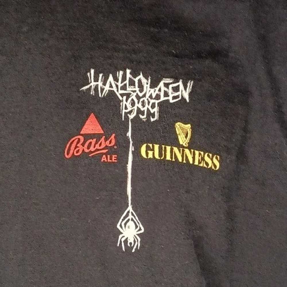 Vintage Halloween 1999 Bass Ale Guinness Beer XL … - image 2