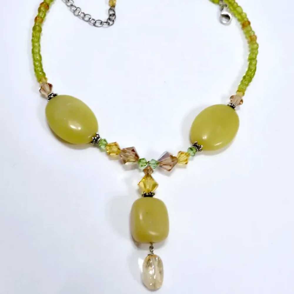 Pretty Green & Golden Glass Bead Necklace with Ch… - image 4