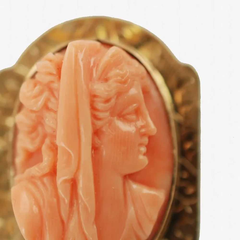 Antique 10K Yellow Gold Hand Carved Coral Cameo C… - image 3