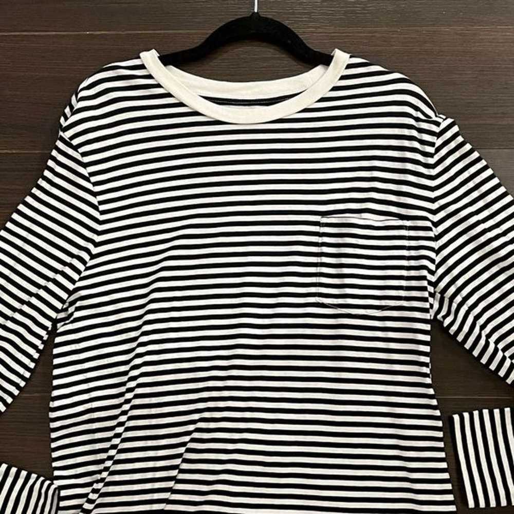 CLUB MONACO Striped Long Sleeve Williams Tee, Med… - image 10