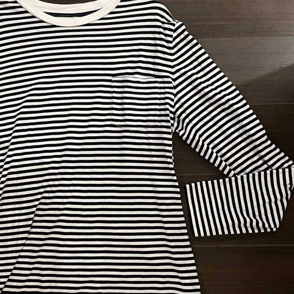 CLUB MONACO Striped Long Sleeve Williams Tee, Med… - image 9