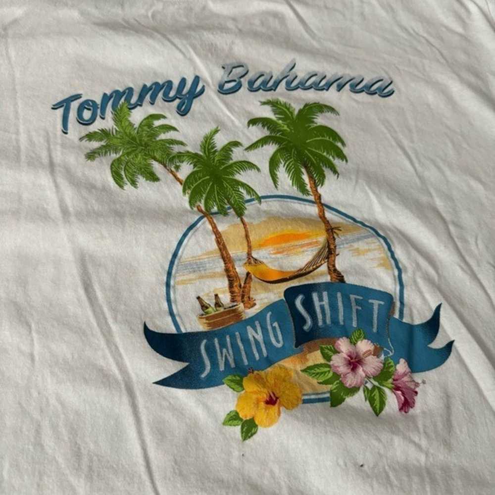 NEW TOMMY BAHAMA SEING SHIFT WHITE T-SHIRT SZ EXT… - image 2