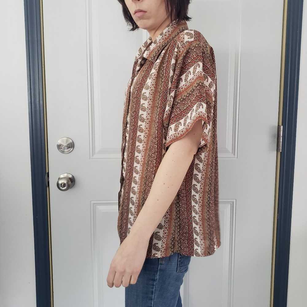 90s does 70s (?) Funky Button Down - image 2