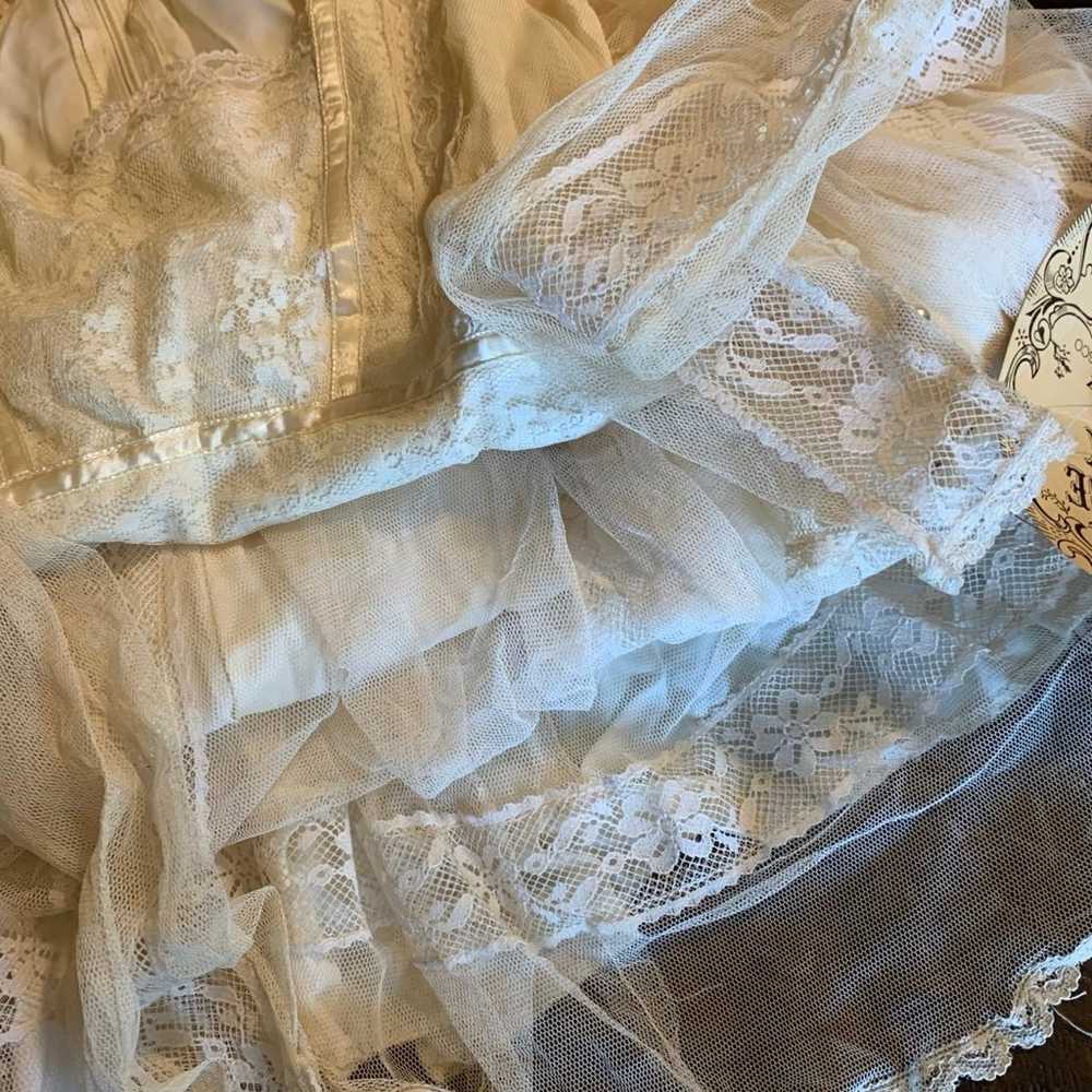 Vintage Gunne Sax Romantic Renaissance Dress Size… - image 7