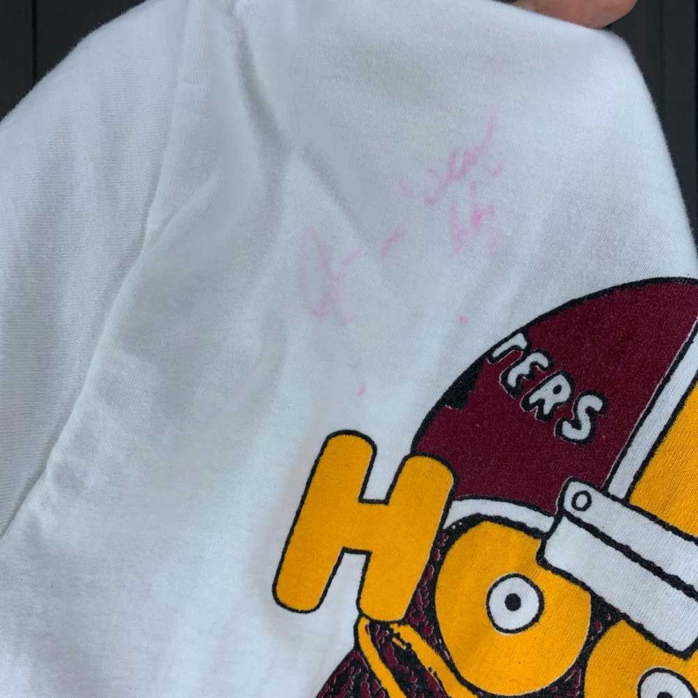 Vintage Hooters/Washington Redskins Shirt - image 4
