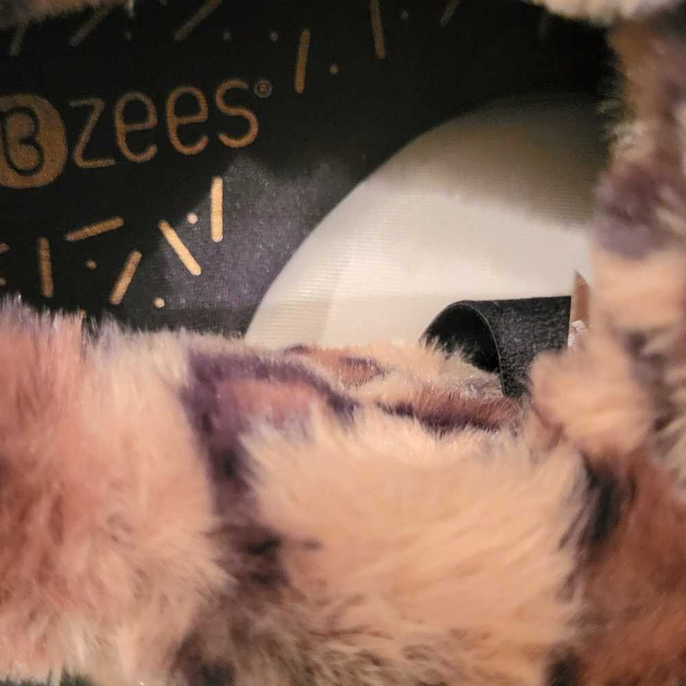 Bzees Black Golden Faux Fur Trim Washable Slip-on… - image 5