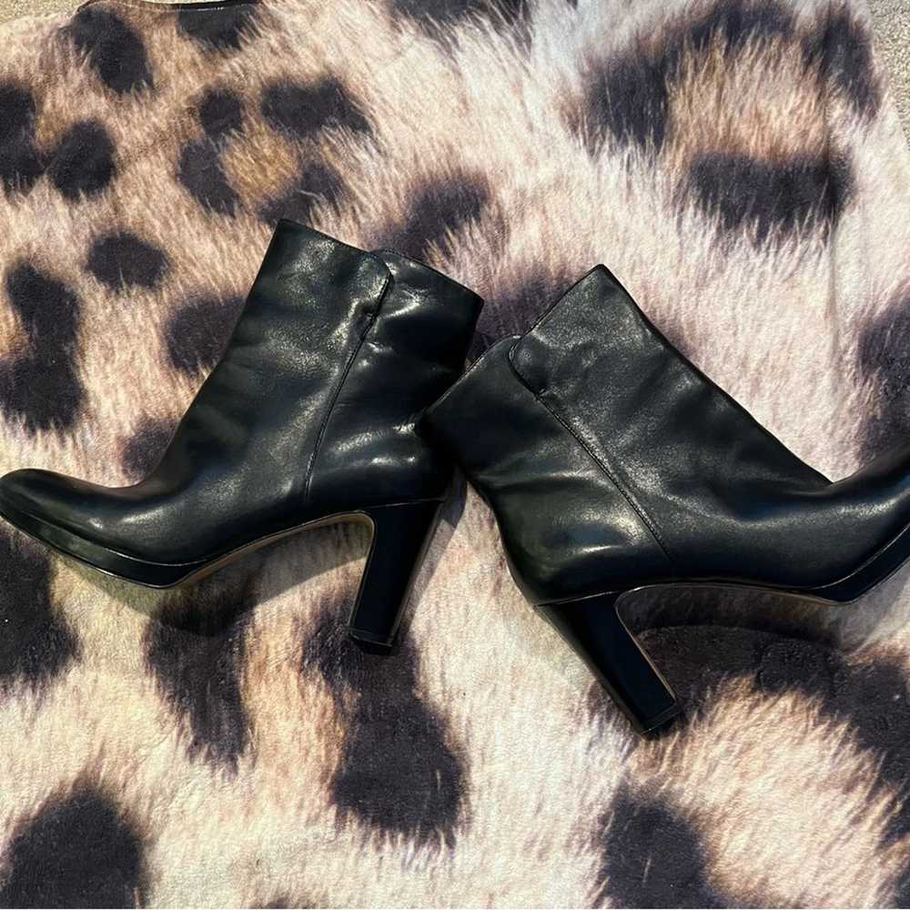 Vintage Nine West Black Leather Ankle Boots w/ He… - image 2