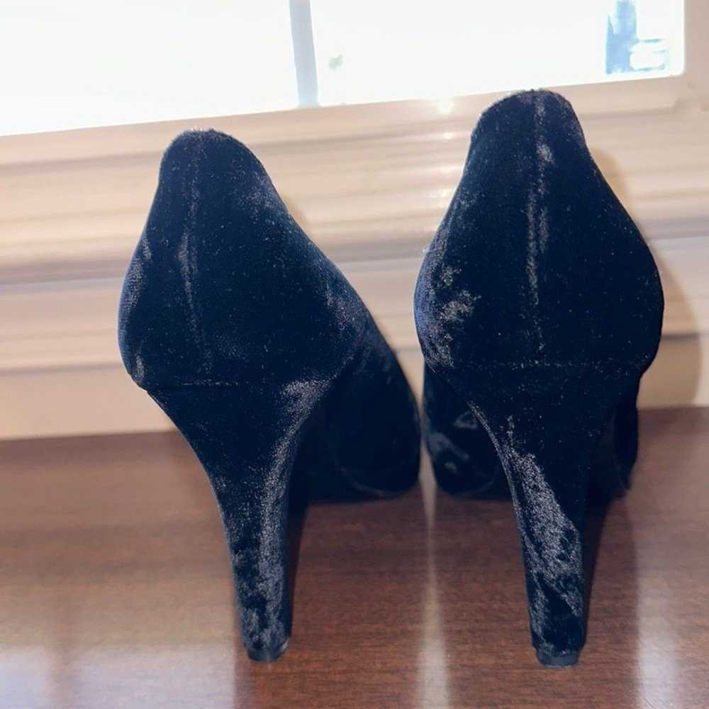 Yves Saint Laurent Suede Heels, Size 7.5 - image 6