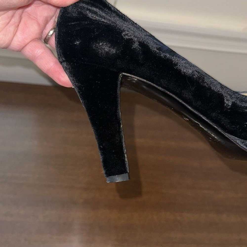 Yves Saint Laurent Suede Heels, Size 7.5 - image 9