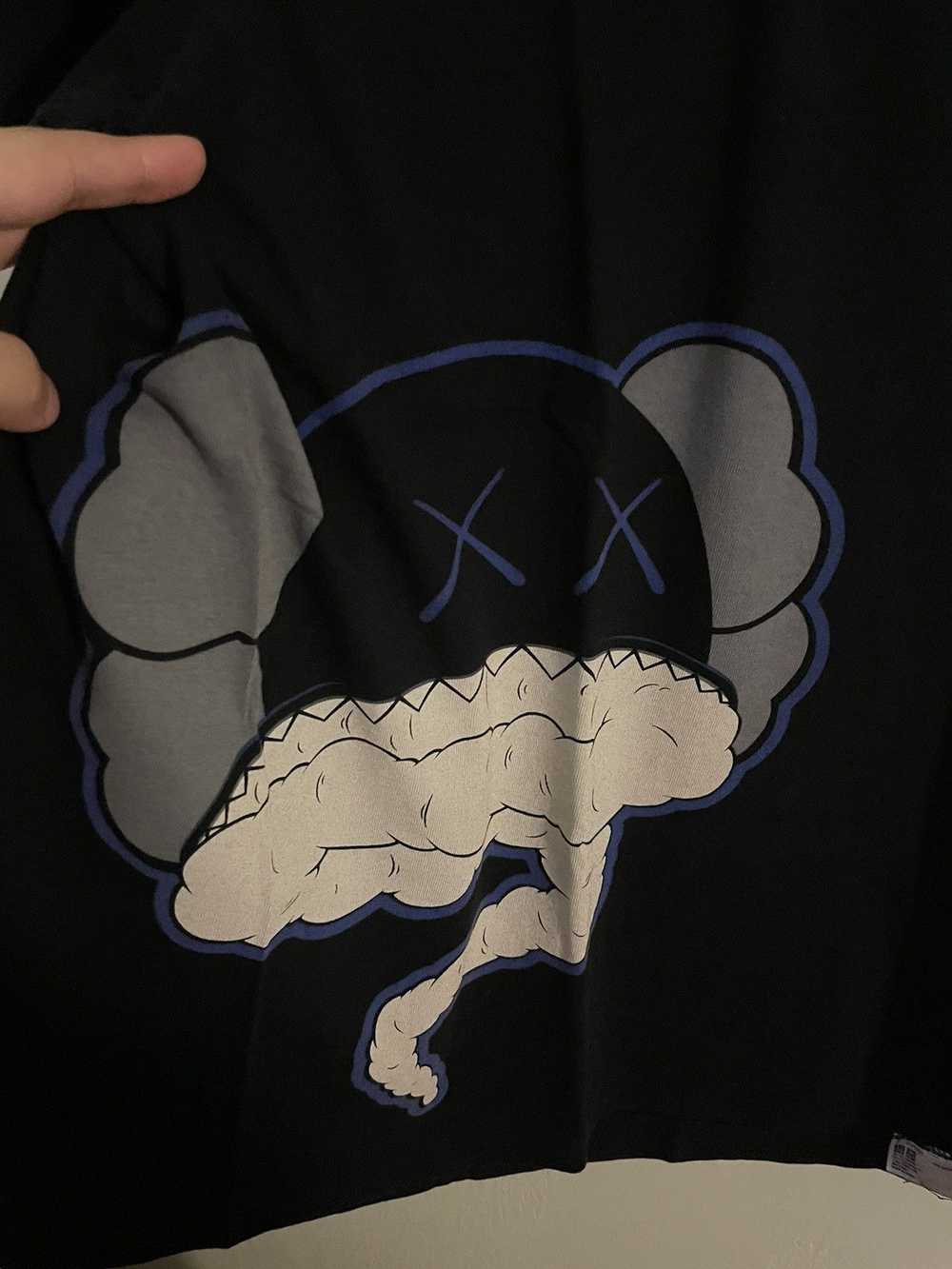 Kaws × Uniqlo Kaws Uniqlo Cloud Tee Shirt US M - image 2