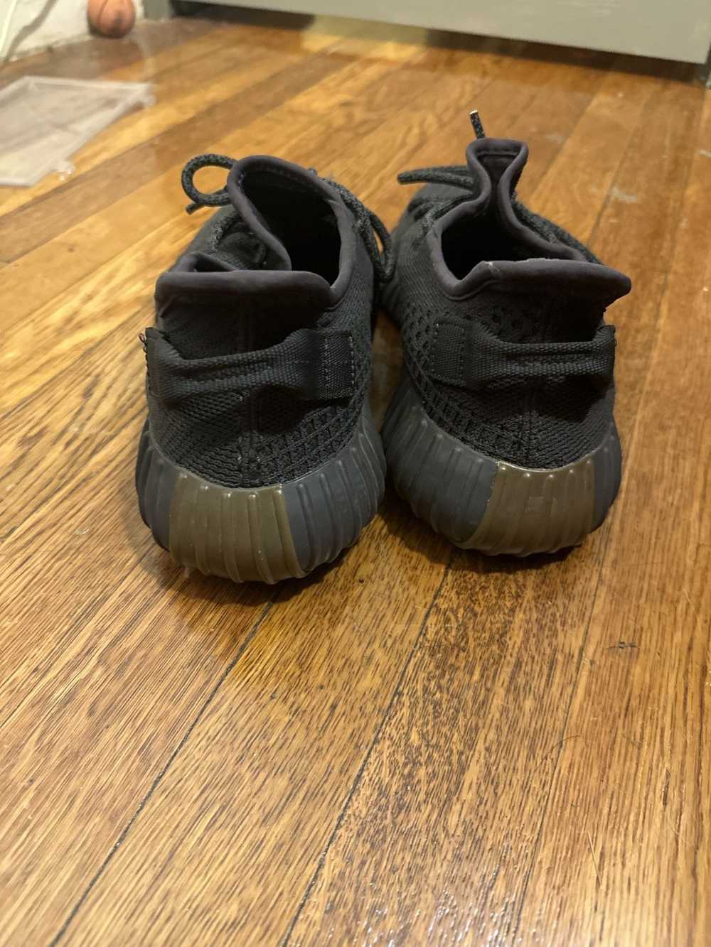 Adidas Yeezy 350 V2 Used Size 10 Cinder Reflective - image 4