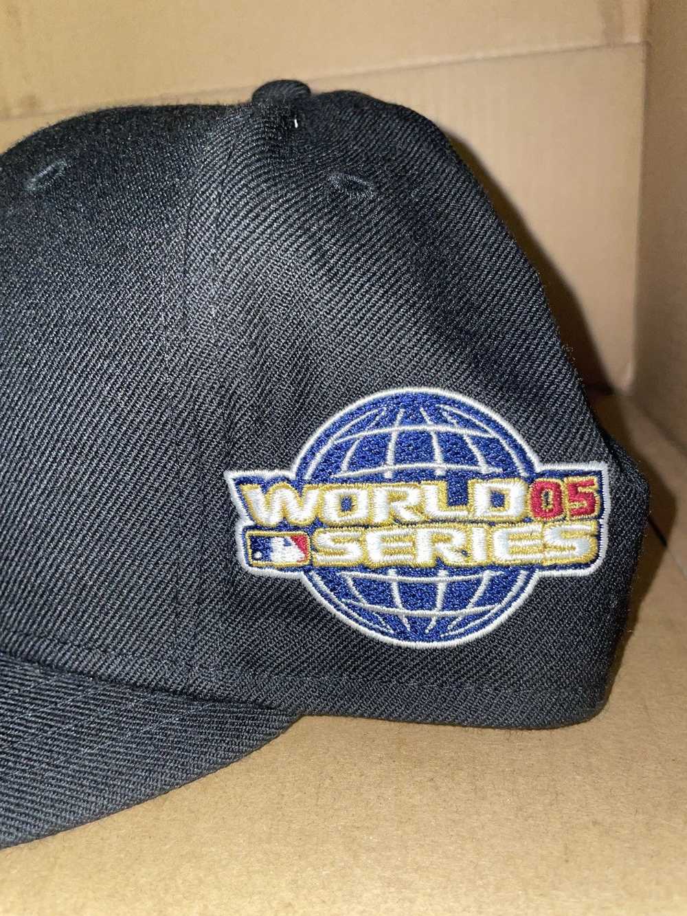 Hat Club × Lids × New Era White Sox 2005 World Se… - image 2