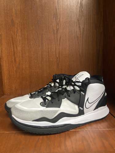 Nike Nike mens Kyrie Infinity basketball shoes - image 1