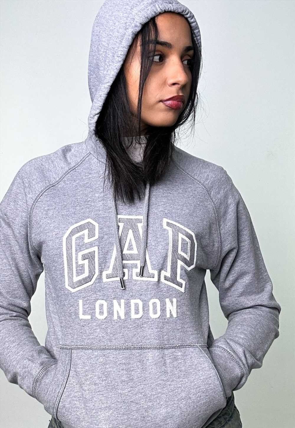 Light Grey 90s GAP Spellout Hoodie Sweatshirt - image 1