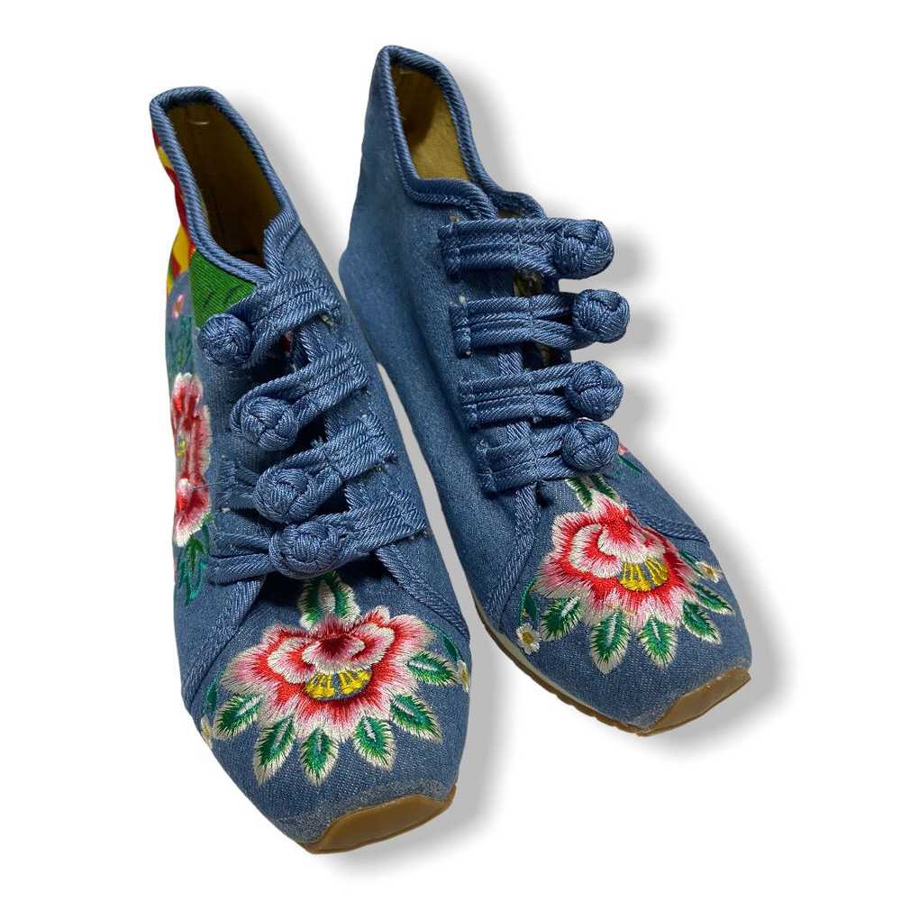 Other Asian Inspired Womens Shoes Size 37 Embroid… - image 4