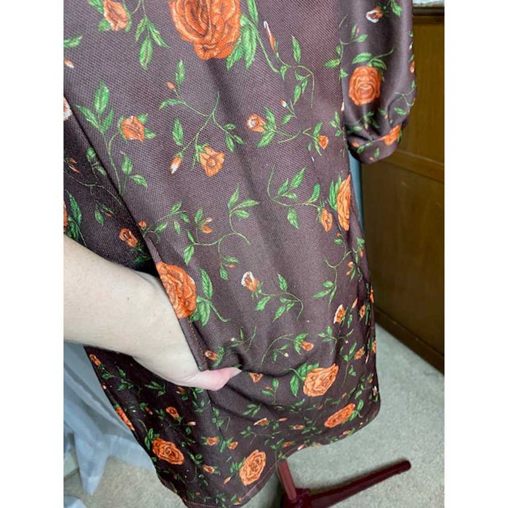 shift dress mod 1960's floral kangaroo pocket bro… - image 7