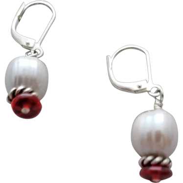 Real Pearl Pierced Earrings Mint Condition Gift a… - image 1