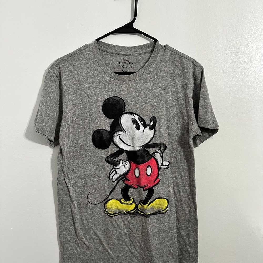 Disney Classic Mickey Mouse Graphic Tee sz Small - image 1