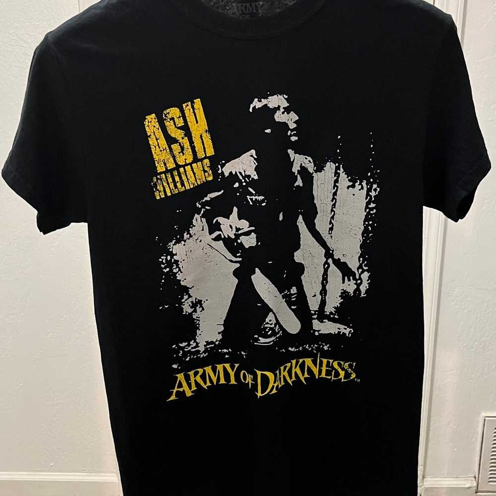 Ash Williams Army of Darkness Movie Graphic Men’s… - image 1