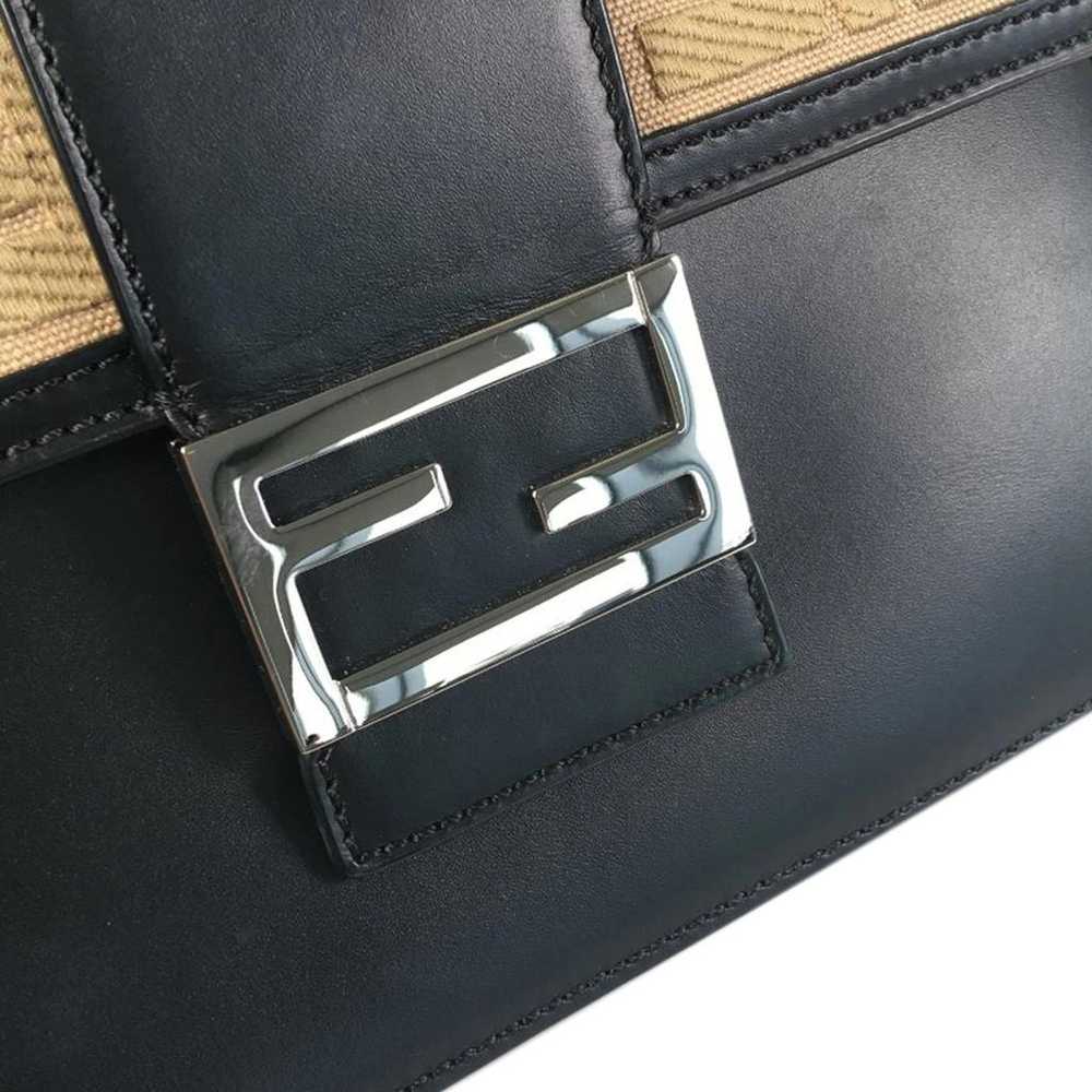 Fendi Baguette leather crossbody bag - image 8