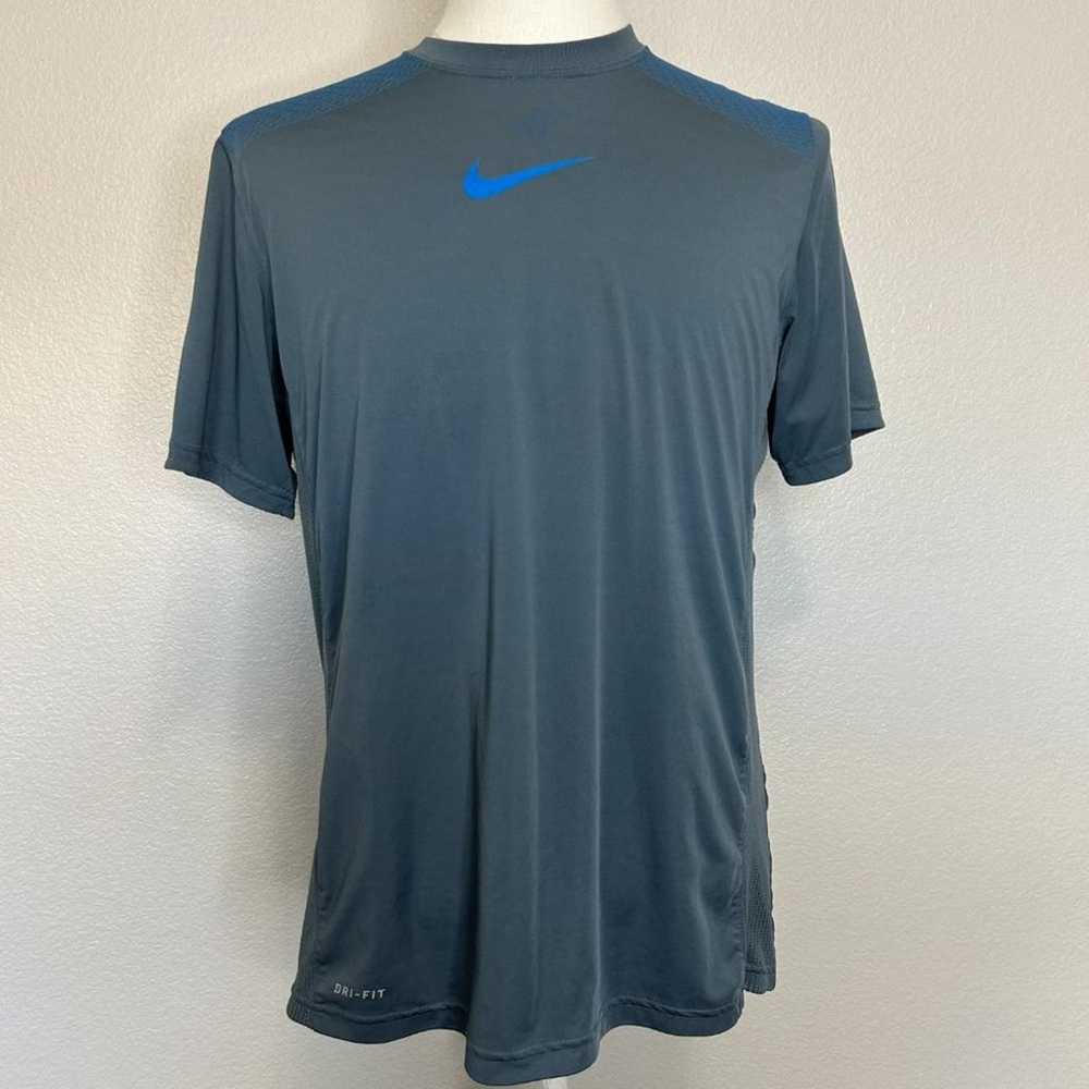 NWOT Grey Men's Nike DriFit Athletic Tee Shirt (M… - image 1