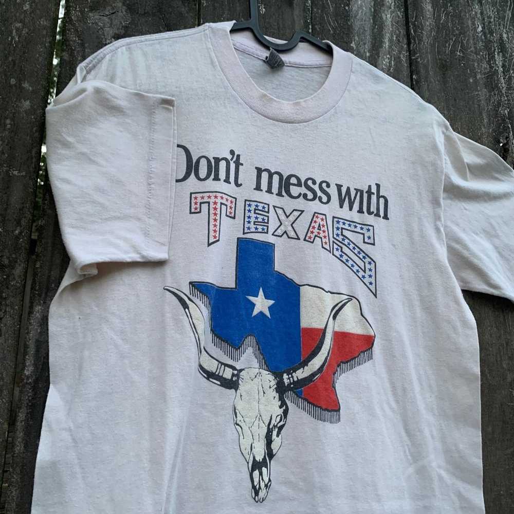 White tee (Don't Mess With Texas) - image 6