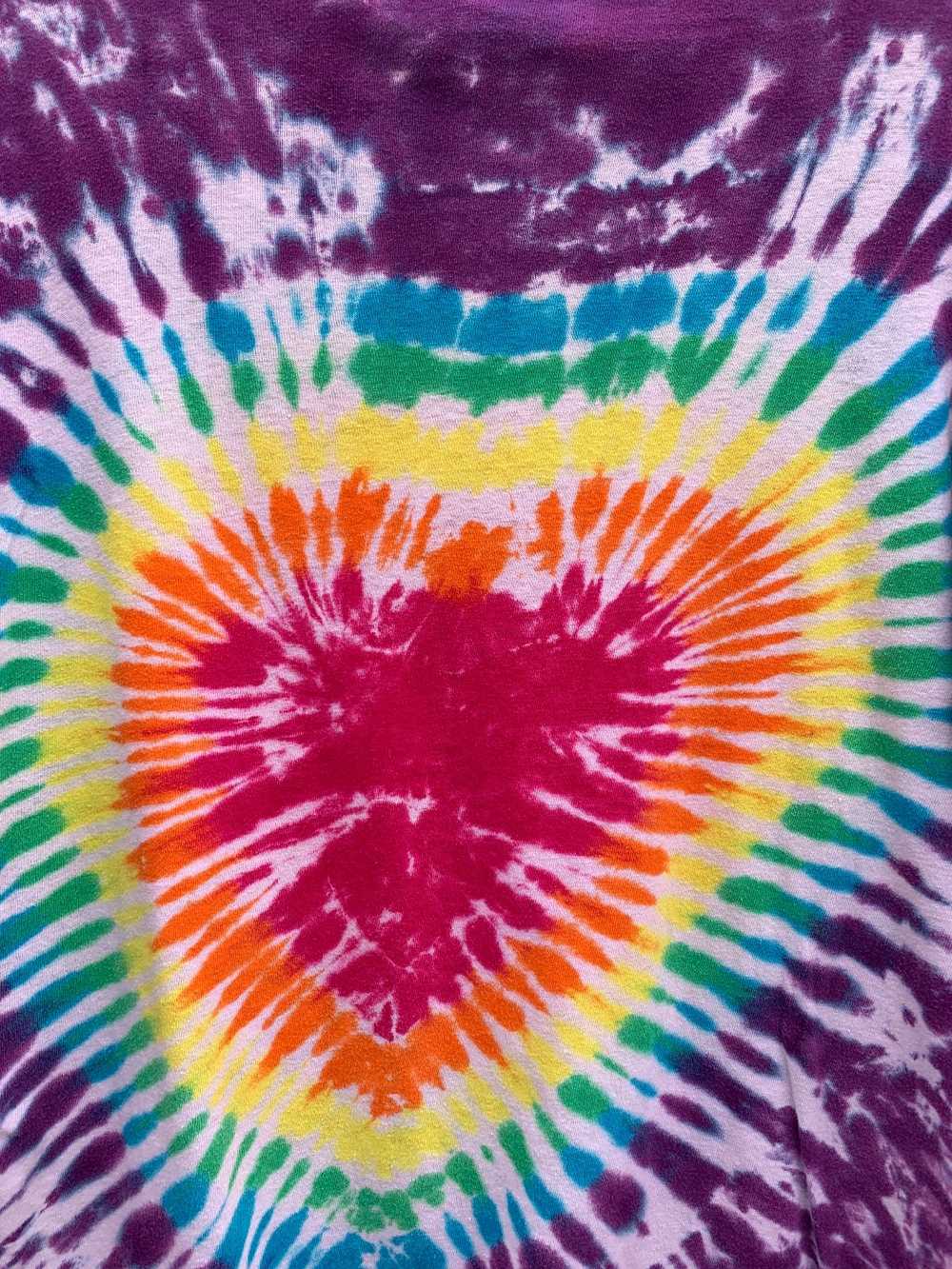 FUN! HEART SHAPED DESIGN TIE-DYE SINGLE STITCH T-… - image 3