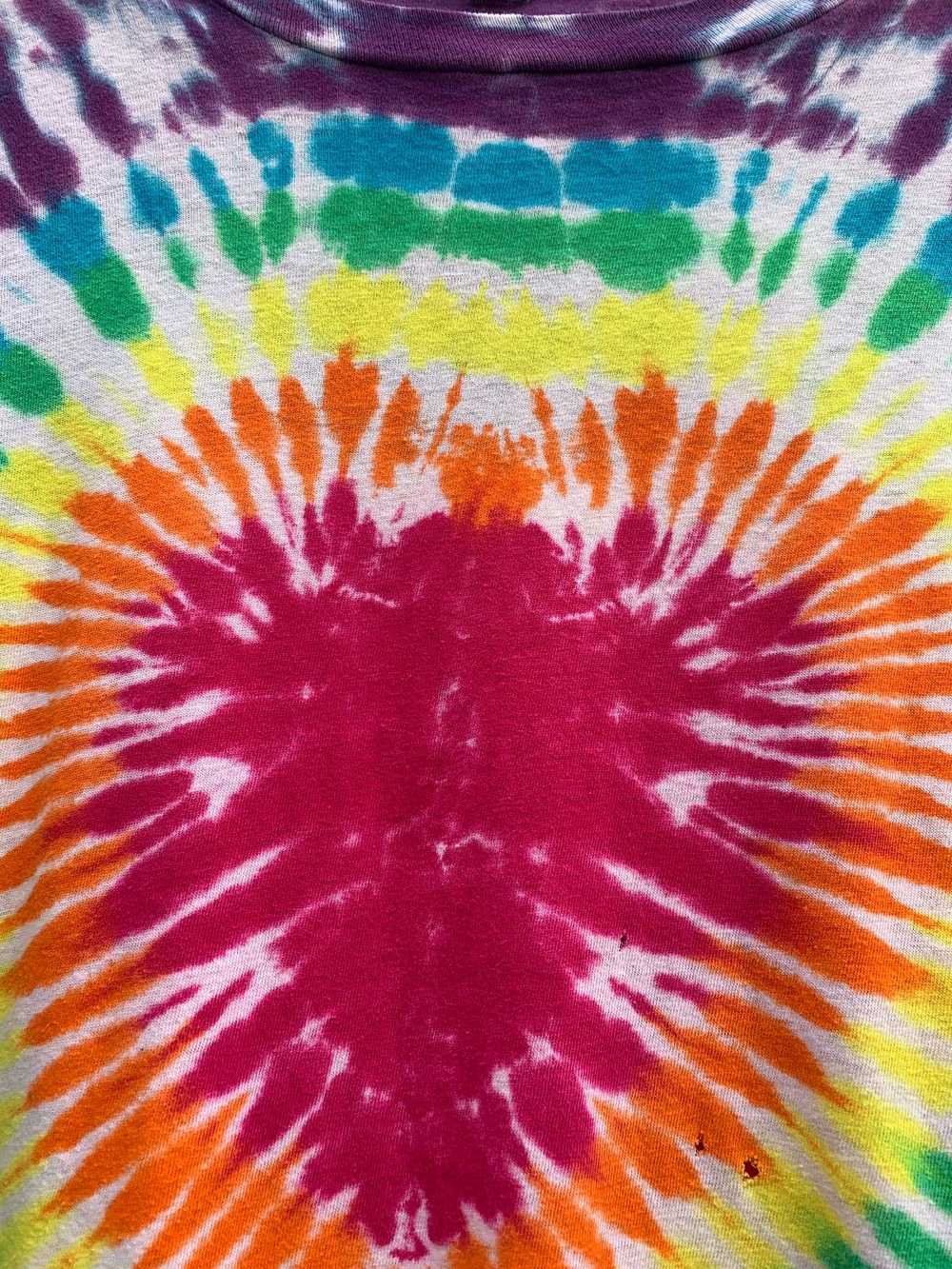 FUN! HEART SHAPED DESIGN TIE-DYE SINGLE STITCH T-… - image 4