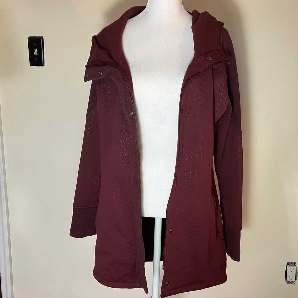 The North Face Ladies Long Fleece Burgundy Jacket… - image 5