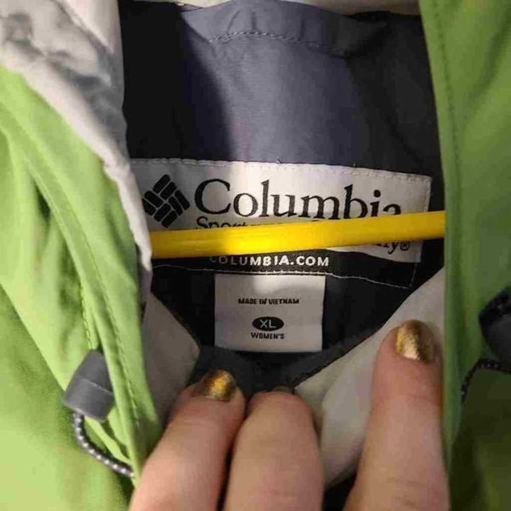Columbia Ladies Winter Jacket - image 6