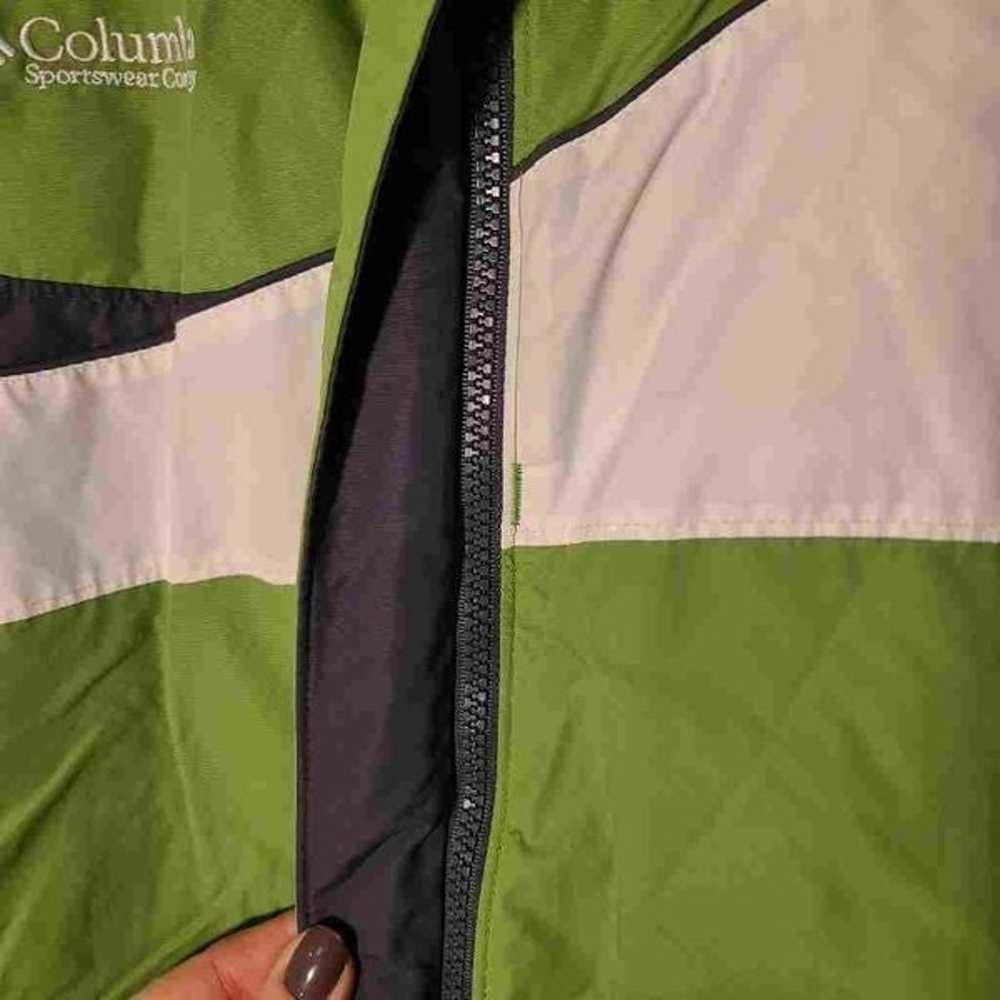 Columbia Ladies Winter Jacket - image 8
