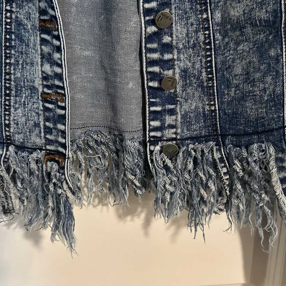 Stonewashed denim fringe jacket size 2XL - image 4