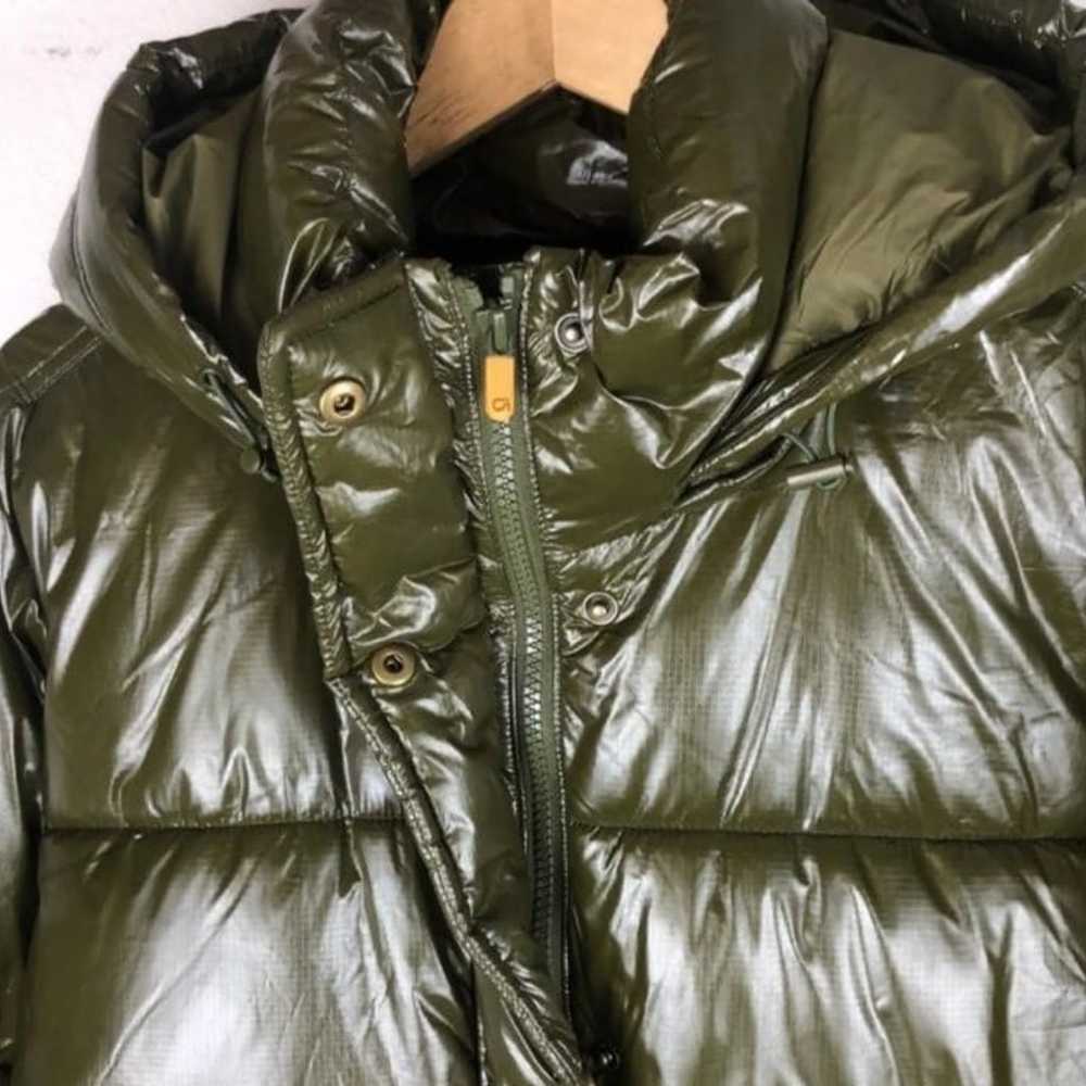 GAP Upcycled Cropped Midweight Puffer Jacket - image 5