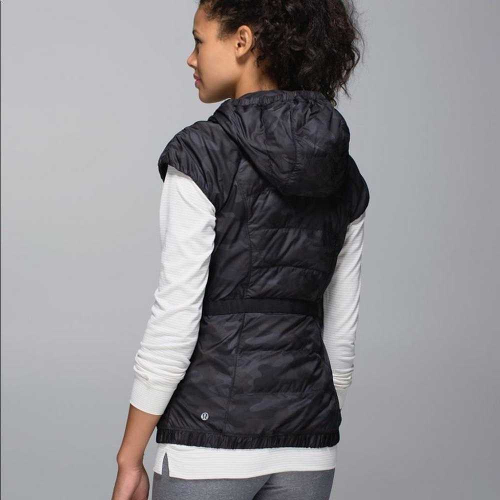 Lululemon | Spring Fling Puffy Vest | Lotus Camo … - image 2