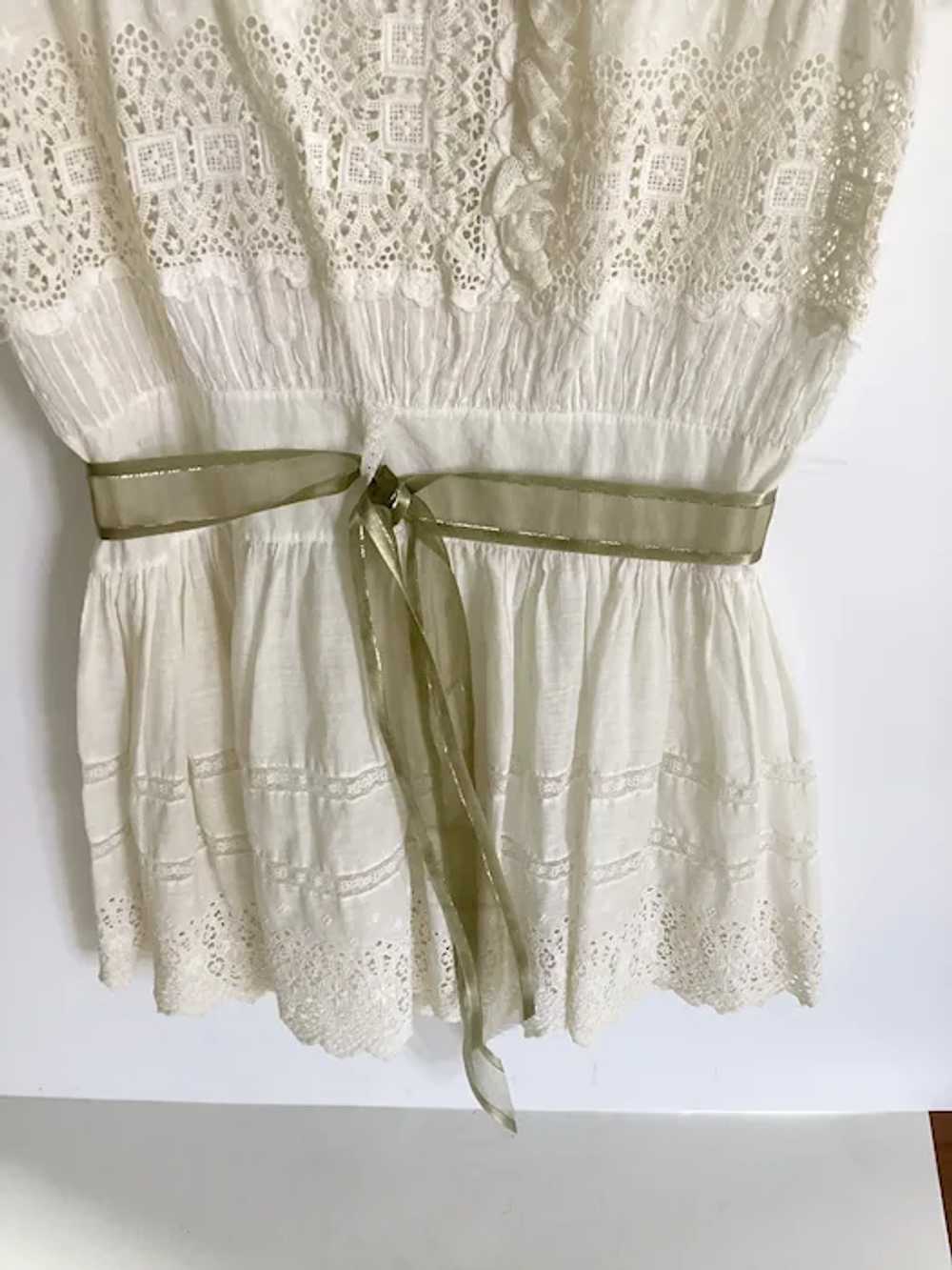 Antique Circa 1910 Edwardian Child’s Tea Dress - image 3