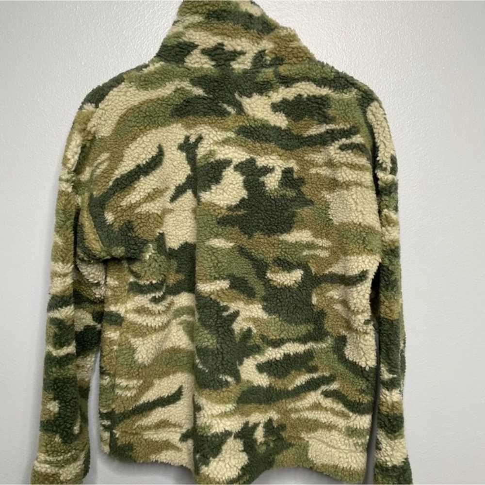 J. CREW VINTAGE FLEECE Green Camo Sherpa Pullover… - image 3