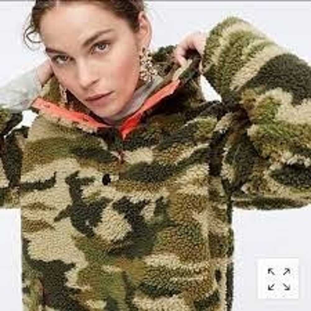 J. CREW VINTAGE FLEECE Green Camo Sherpa Pullover… - image 8