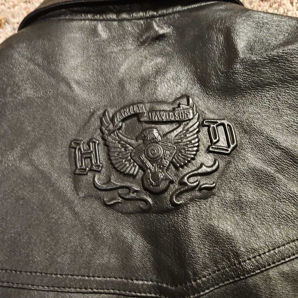 Ladies Leather Harley Davidson jacket - image 4