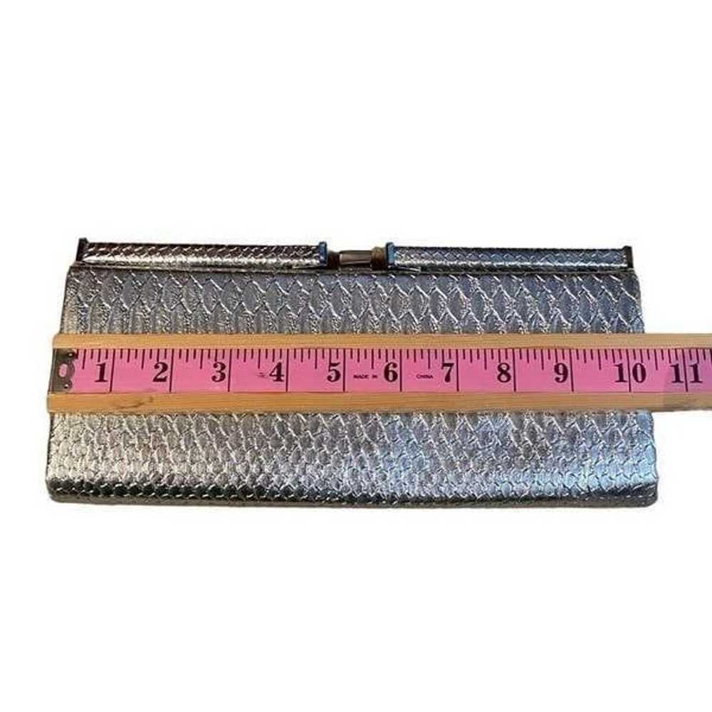 Vintage Metallic Silver Clutch | Handbag | Evenin… - image 8