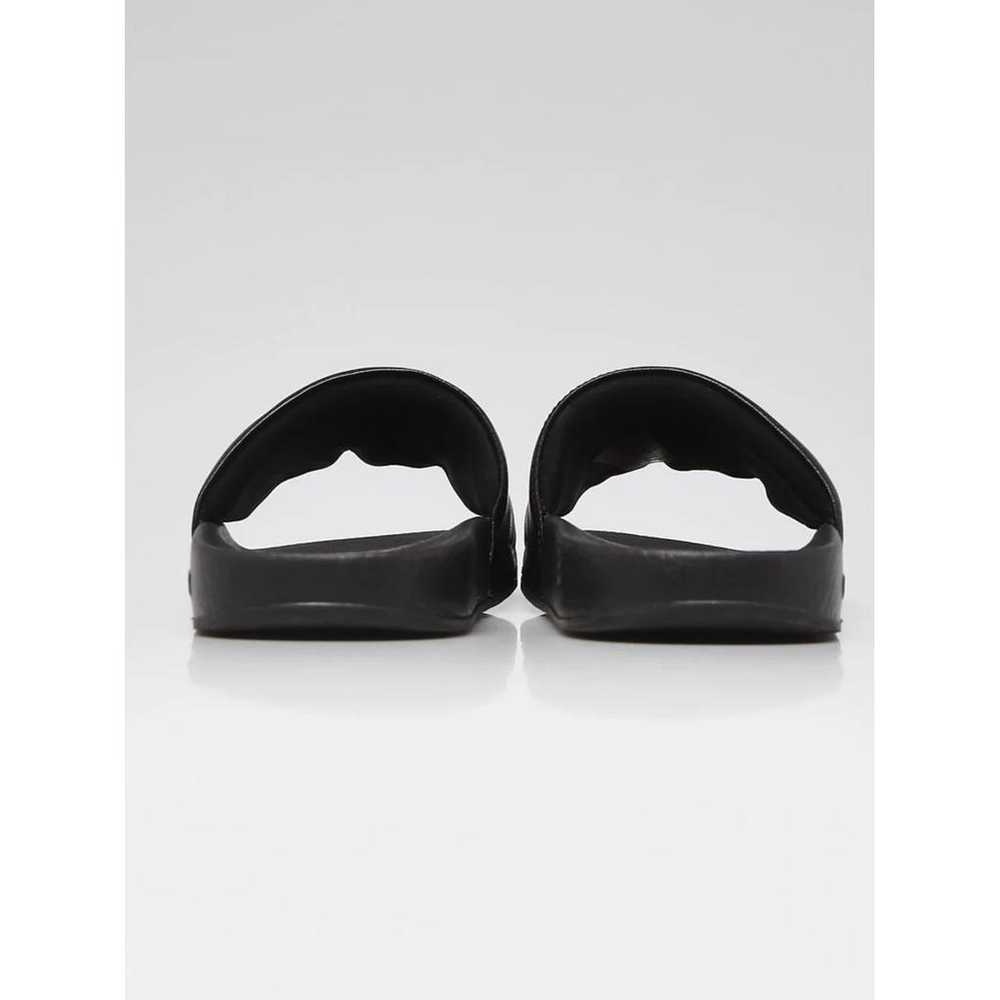 Gucci Double G sandal - image 4