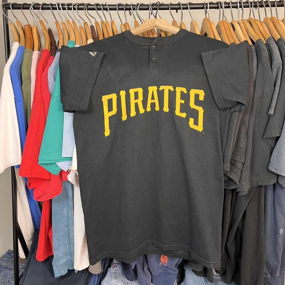 Vintage Vintage Pittsburgh Pirates T-shirt - image 2