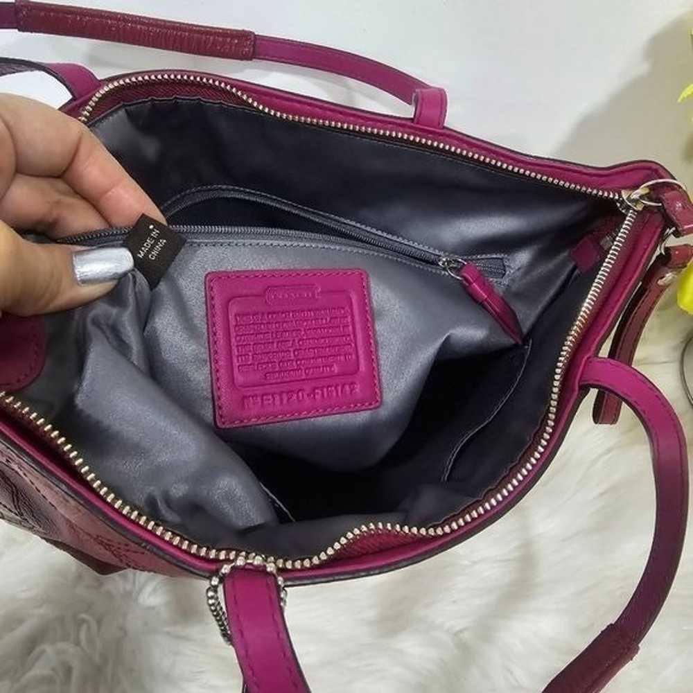 Coach Signature Patent Leather Zipped Bag. - image 5