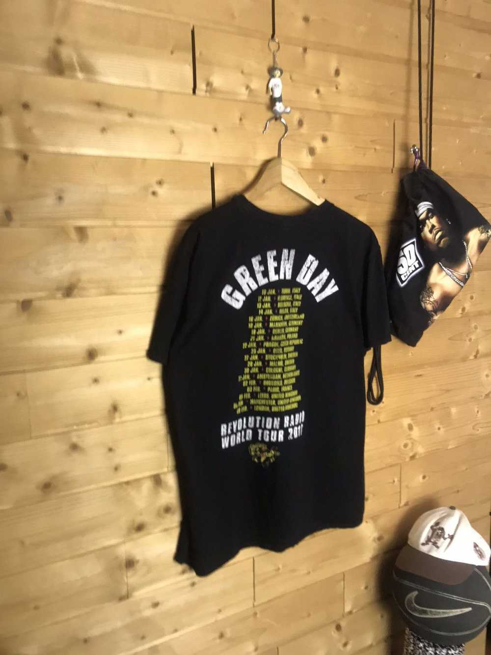 Band Tees × Rock T Shirt Green Day 2017 revolutio… - image 7