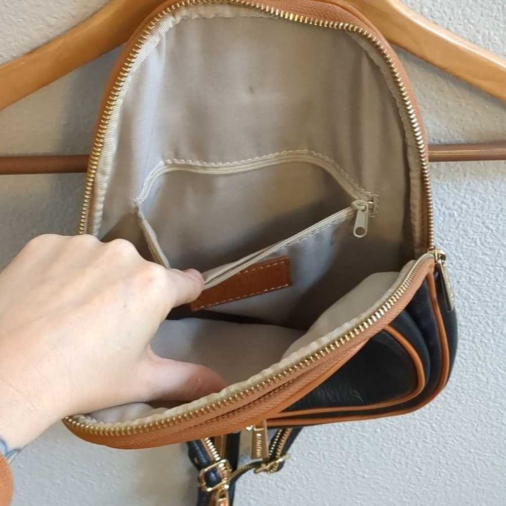 Valentina Italy genuine leather backpack/cross bo… - image 6