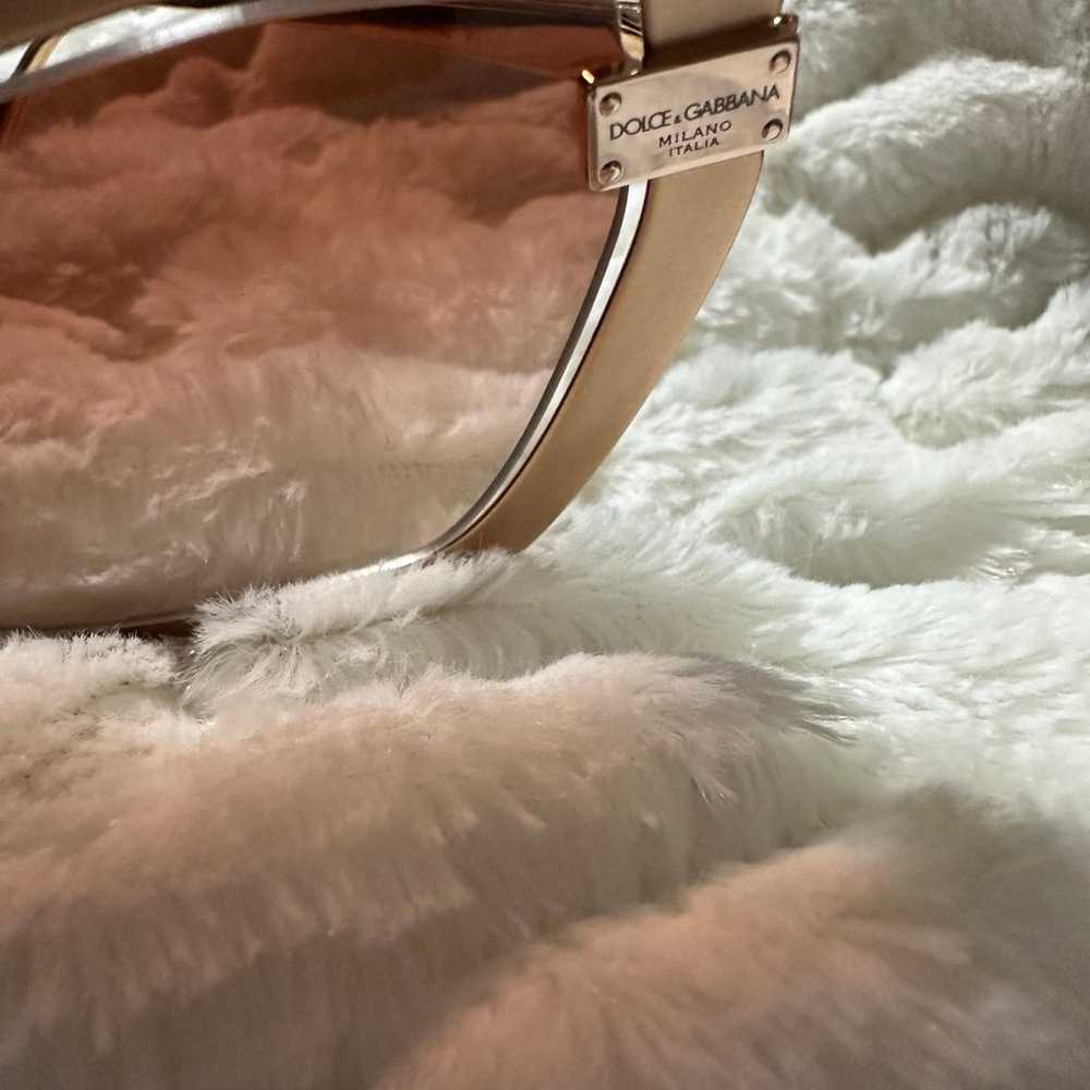 Dolce and Gabbana sunglasses - image 8