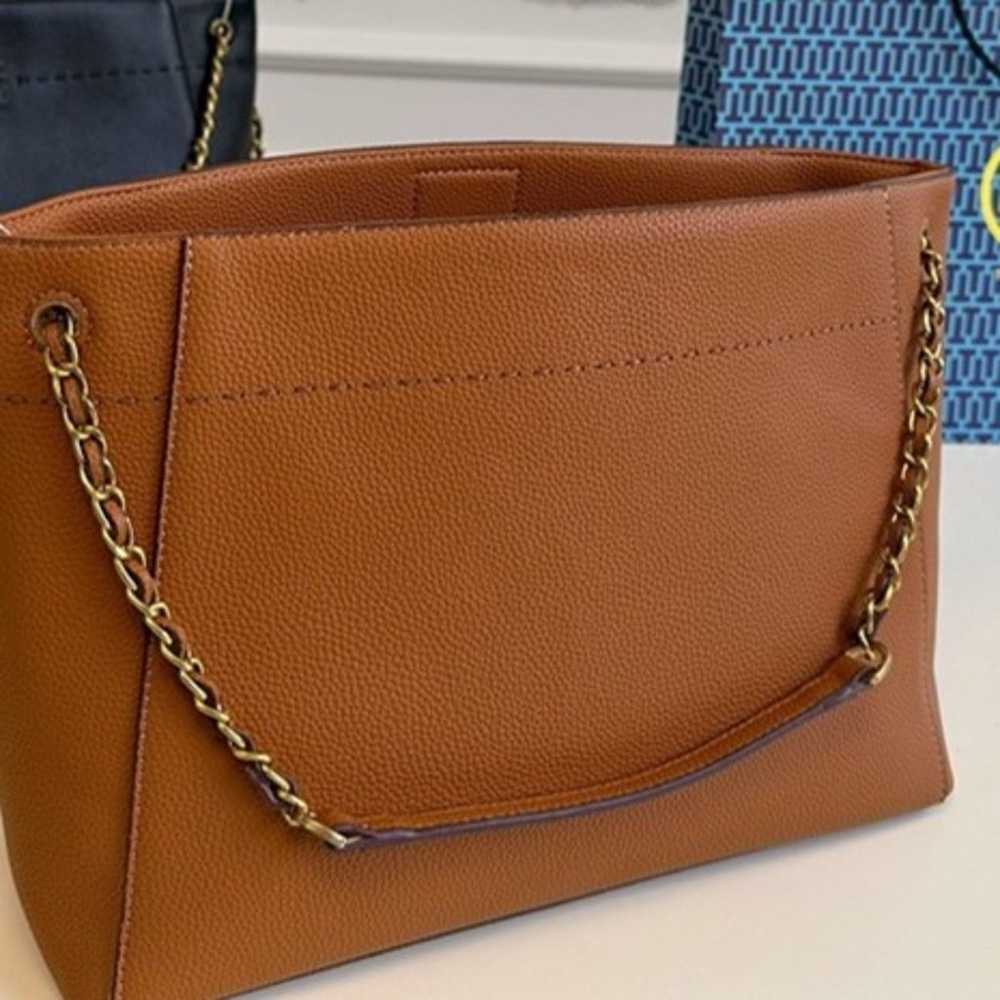 Lightweight and stylish bag for women - image 6