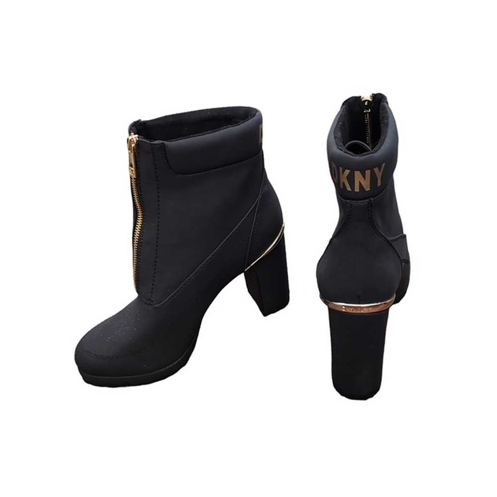 DKNY Womens Logan Lug Sole Boot Black Size 9M (1) - image 9