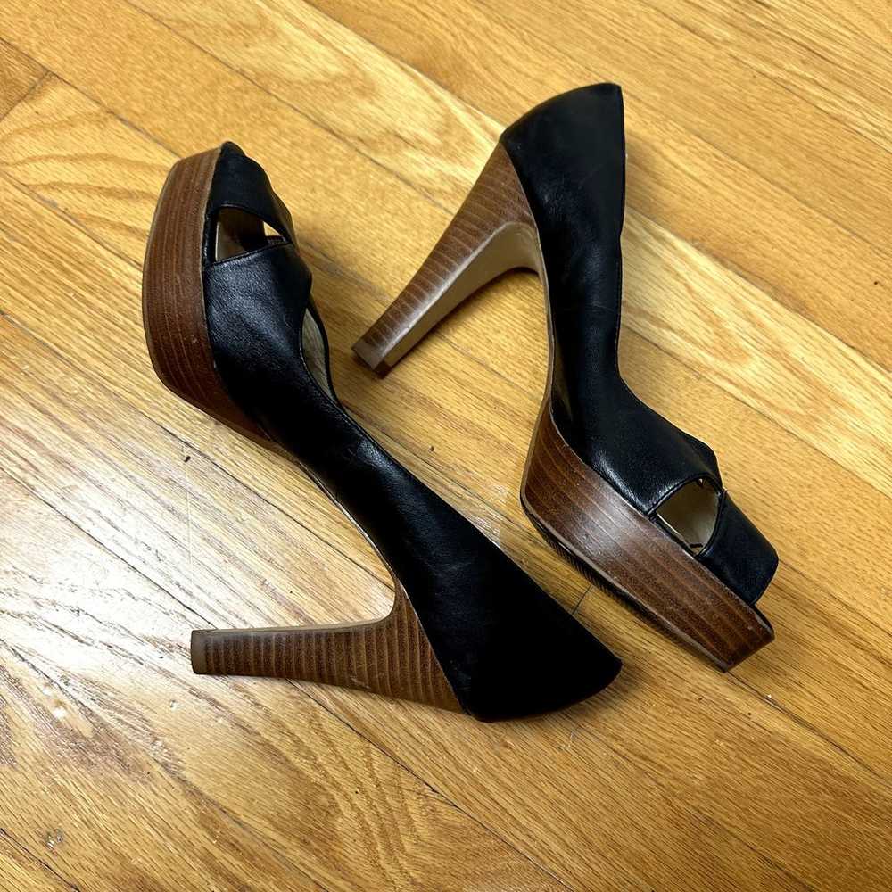 Steve Madden Glamor Black Leather Heels Pumps Pee… - image 7